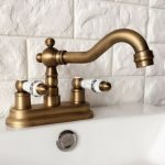 Antique Brass 2 Hole 4centerset Deck Mount Bathroom Faucet Sink Basin Mixer Tap